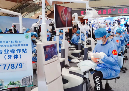 第二屆“絲路杯”全國口腔醫(yī)學生、口腔醫(yī)學研究生臨床技 能邀請賽｜回顧